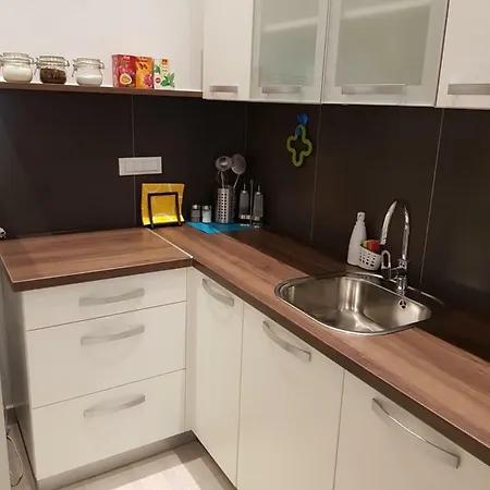 شقة Nata كورتْشولا